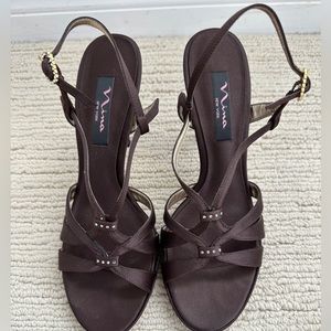 Nina chocolate brown heels